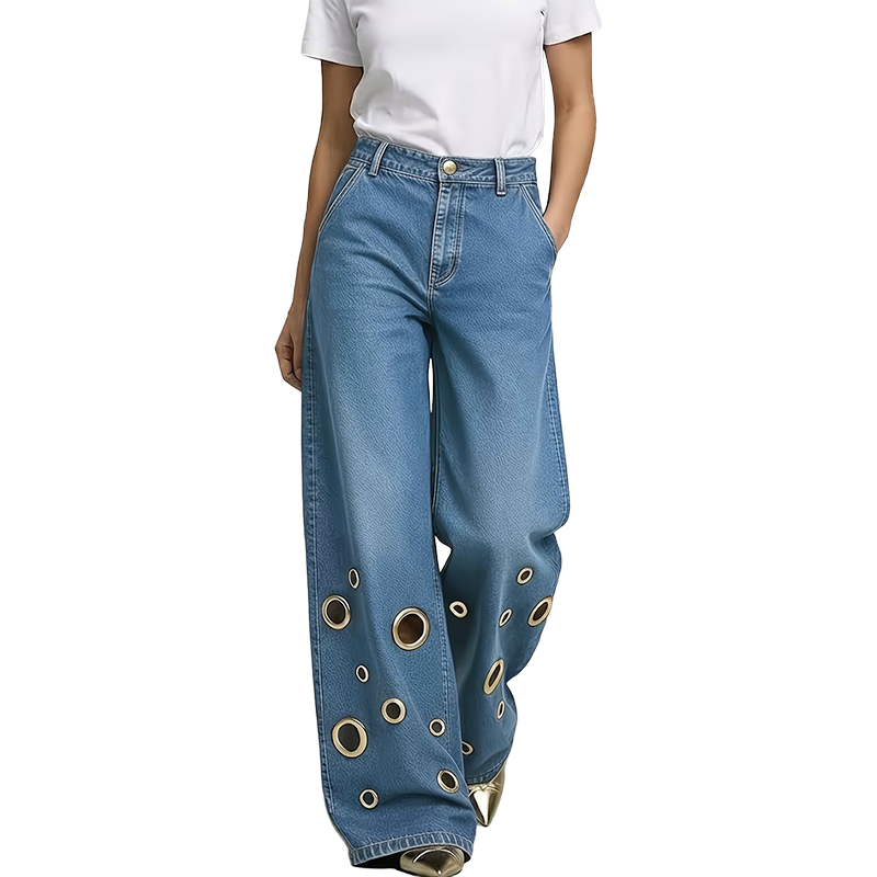 Jean large à découpes et œillets métalliques pour femme