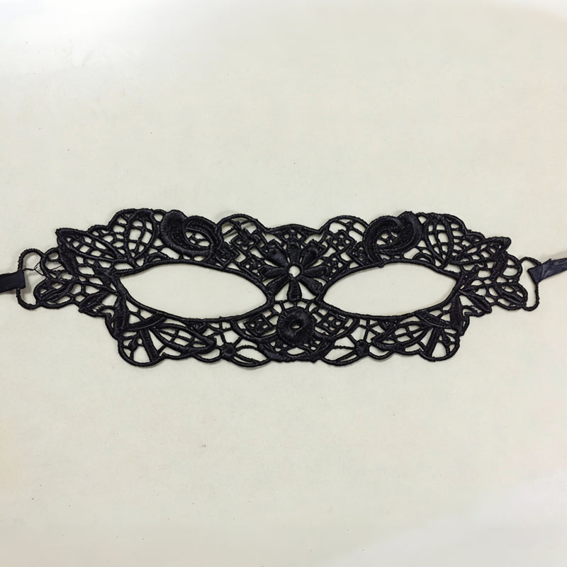 Masque de bal raffiné pour des soirées élégantes