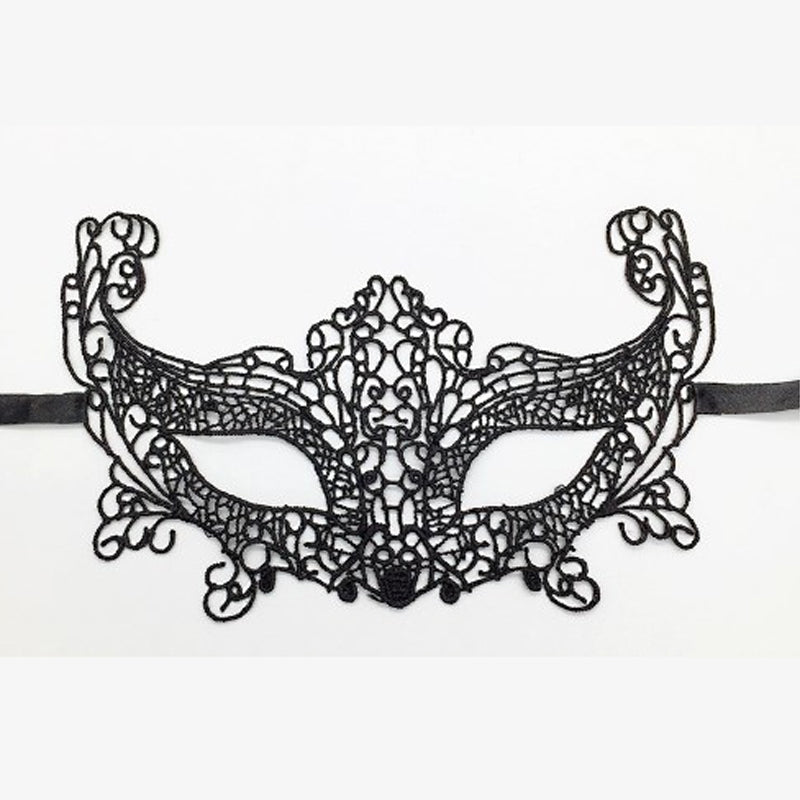 Masque de bal raffiné pour des soirées élégantes