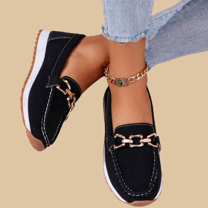 Elegante loafer voor vrouwen in universitaire kleuren met een dikke zool