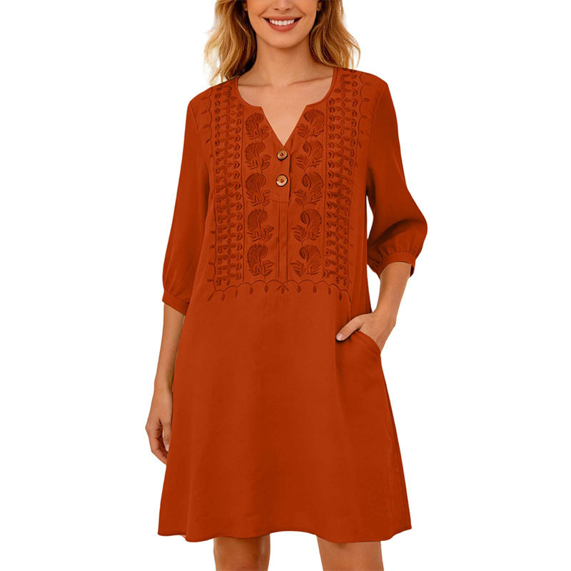 Robe en lin à col en V brodée pour femme