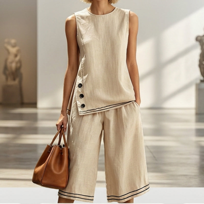 Ensemble composé d'un haut sans manches et d'un short à jambes larges pour femme
