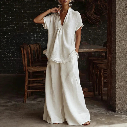 Ensemble d'intérieur pour femme composé d'un haut à col en V et d'un pantalon à jambes larges