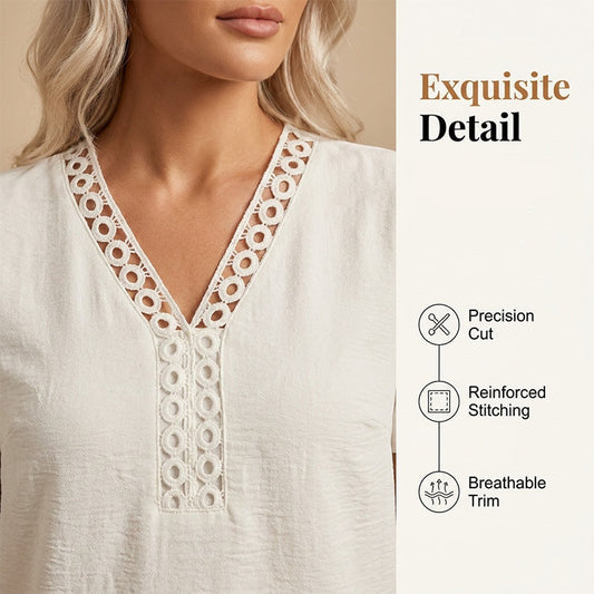 Ensemble femme composé d'un haut à col en V à manches courtes et d'un short