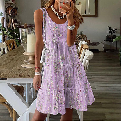 🌷 Robe midi à volants et imprimé délicat, qui respire la douceur et l'élégance 🤍 Robe fluide sans bretelles à volants, idéale pour créer un look polyvalent au quotidien