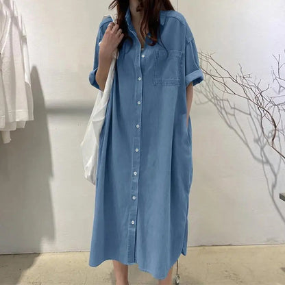 🔥‑50 % Robe longue en jean coupe décontractée boutonnée devant🤍✨ Robe‑chemise pratique avec poches, style simple et intemporel